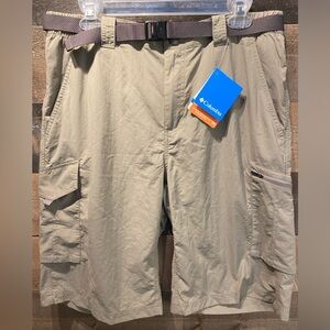 Mens New Columbia  Silver Ridge Shorts, Tan, 34" Waist, 12" inseam